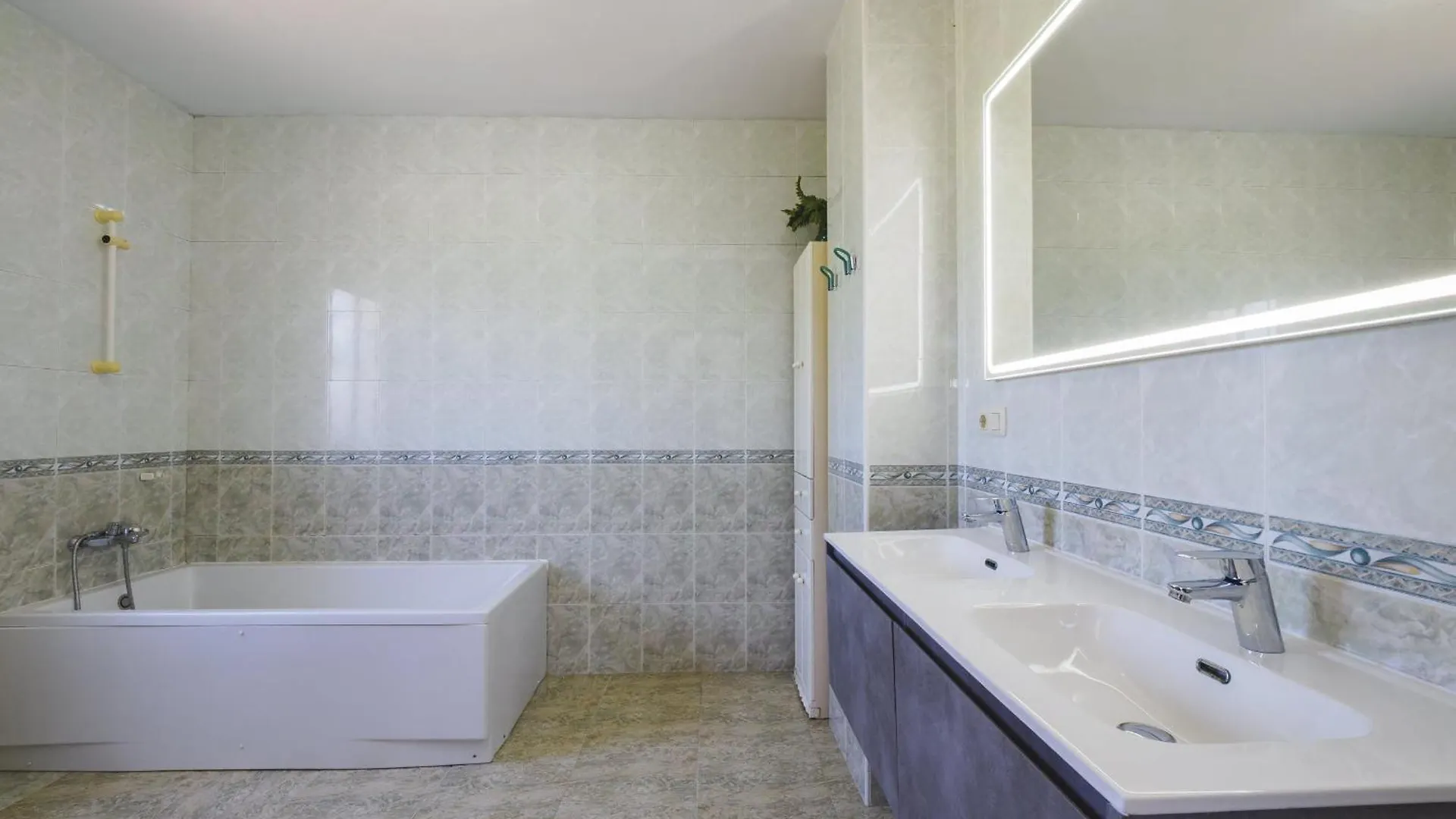 Villafranco de Guadalhorce Cubo'S Cortijo Alejoヴィラ 別荘